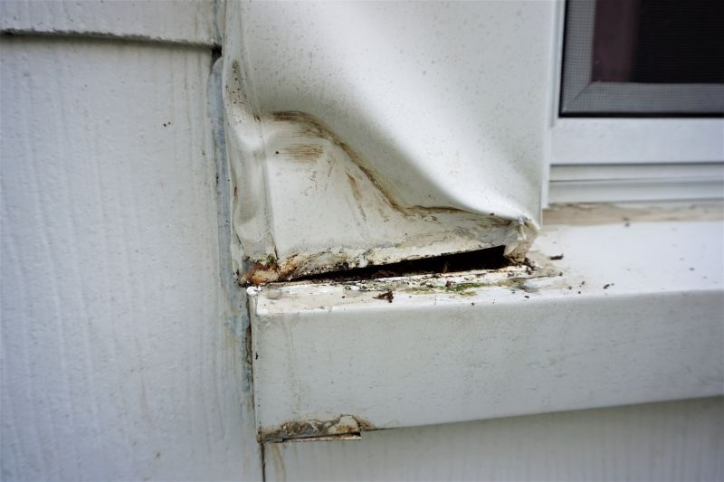 Exterior Window Trim Repair Costs — Cost of Exterior Window Trim Repair